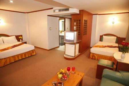 Boon Siam - 23