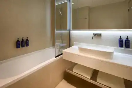 Radisson Blu Residence, Dubai Marina - 9