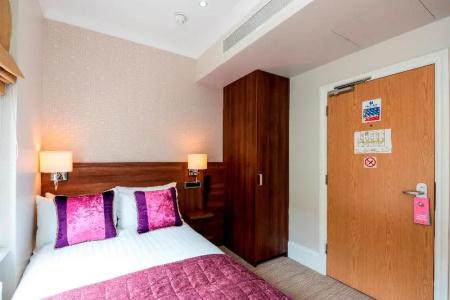 London House - 55