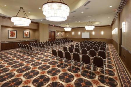 Hilton Garden Inn Airport - 19