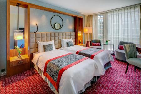 Fairmont Grand Geneva - 7