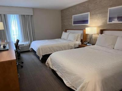 Rodeway Inn & Suites - 48