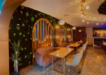 Gloria Suite - 6