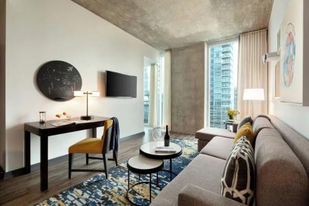 Twelve Downtown, Autograph Collection - 85