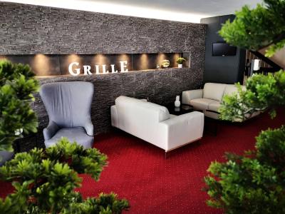 Grille - 1