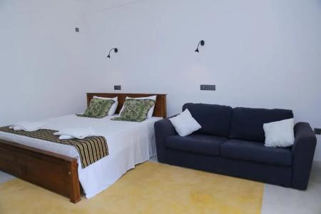 Sigiriya Rock Hide - 45