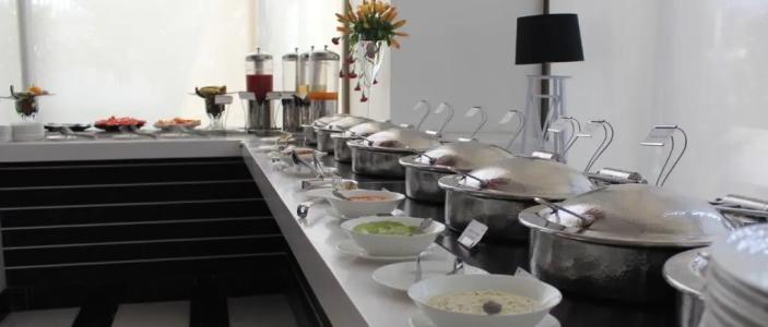 Ramada Plaza By Wyndham - 12