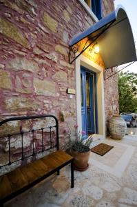 Metohi Georgila - 56