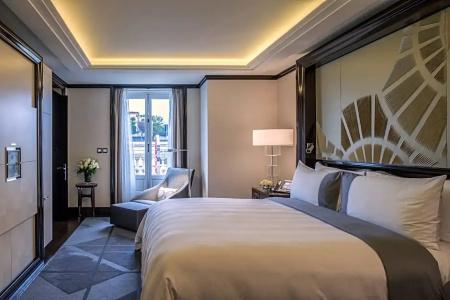 The Peninsula - 48