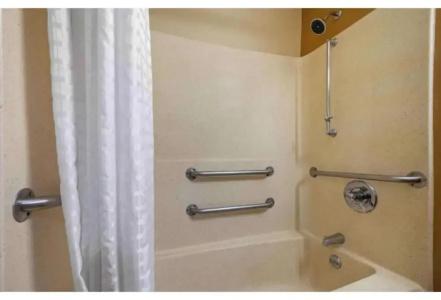 Extended Stay America Suites - - Haywood Mall - 25