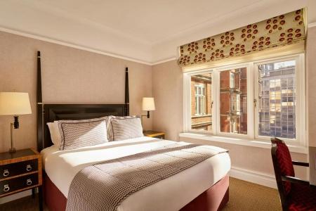St. Ermin's, Autograph Collection - 24