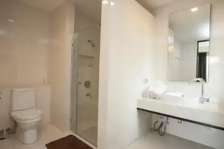 Baansilom Soi 3 - 22