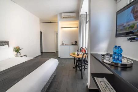 Dizengoff Avenue Boutique - 118