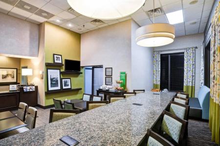 Hampton Inn-Naval Base - 14