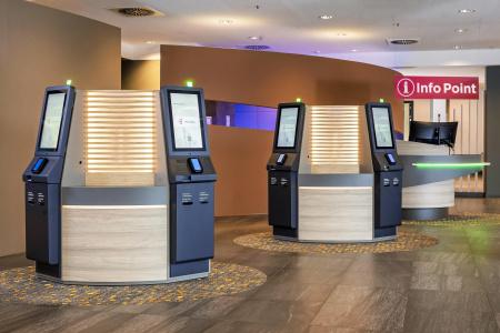 Park Inn by Radisson Köln City West - 37