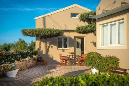 Notos Heights & Suites - 15