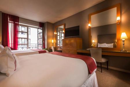 Giraffe by Library Hotel Collection - 30