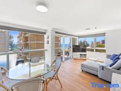 Burleigh Beach Tower - 188