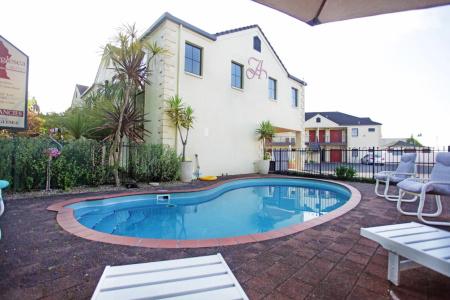 Anglesea and Conference Centre - 10
