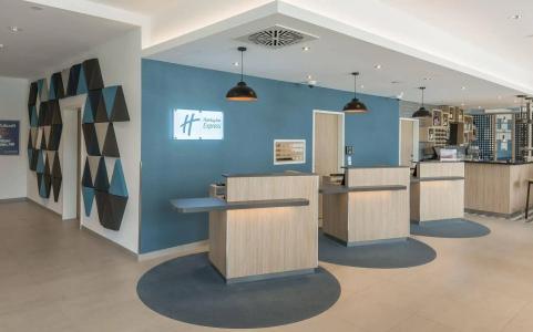 Holiday Inn Express - Freiburg - City Centre - 14