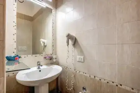 Four Rivers Suites - 25