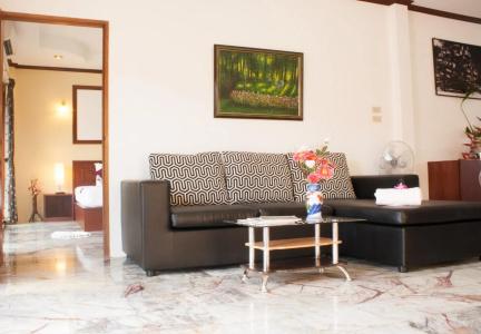 Bangtao Varee Beach - 4