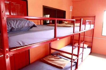 Oyo 586 i Hostel - 2