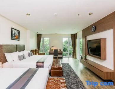 t Pattaya Sha Extra Plus - 184