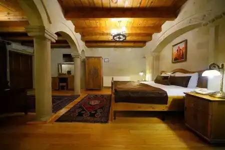 Harman Cave - 126