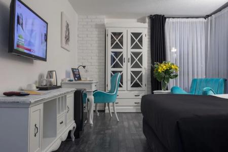 Check Inn Suite & Spa - 29
