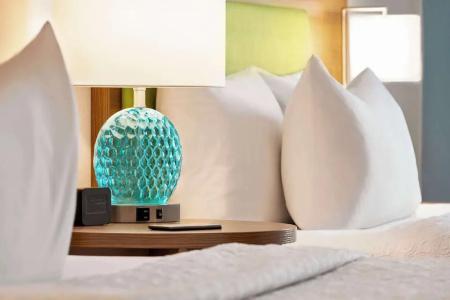 Home2 Suites by Hilton - 11