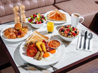 Premier Inn Dubai Al Jaddaf - 28