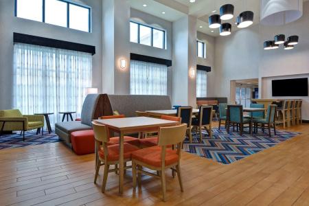 Hampton Inn & Suites/St. Petersburg-Ulmerton Road - 23