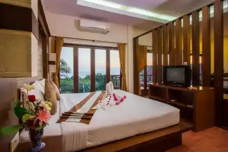 Phuchawee Lanta - 1
