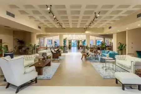 Elysian Luxury and Spa - 18