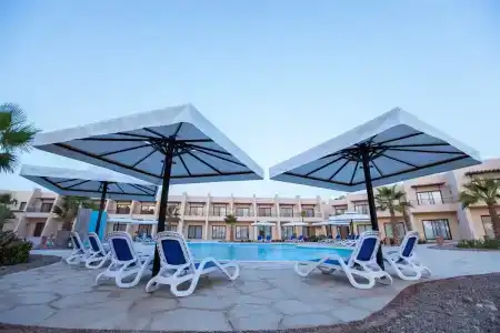 Sky View Suites - 9