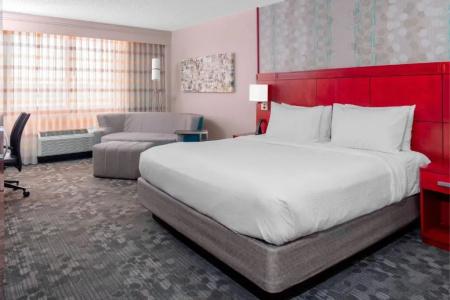 Courtyard by Marriott - 30