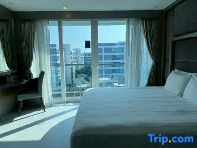 Centara Azure Pattaya - 79