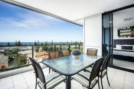 Ultra Broadbeach - 86