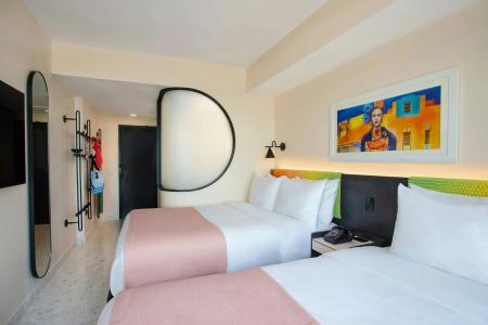 Moxy Miami South Beach - 33