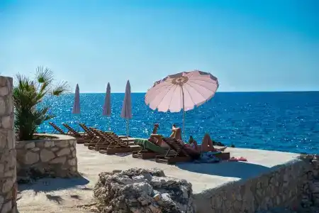 Open Sea Luxury - 12