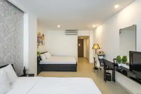 Viola Ho Chi Minh - 21