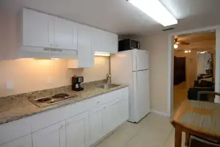 Seahorse Cottages - Adults Only - 11