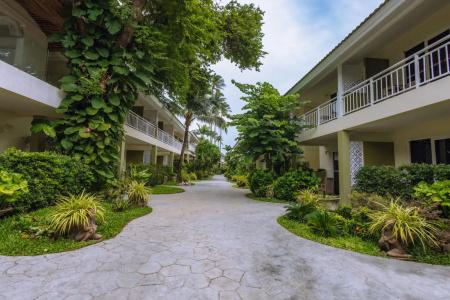 Ark Bar Beach Resort - 23
