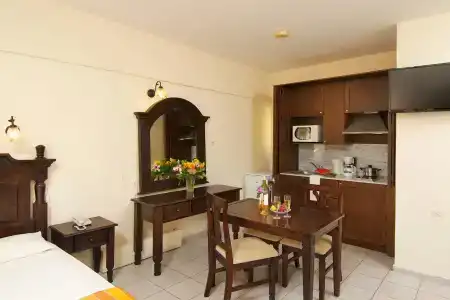 Trefon  and Family Suites - 22