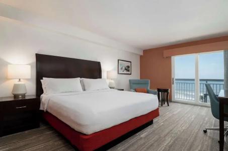 Hilton Garden Inn Oceanfront - 68