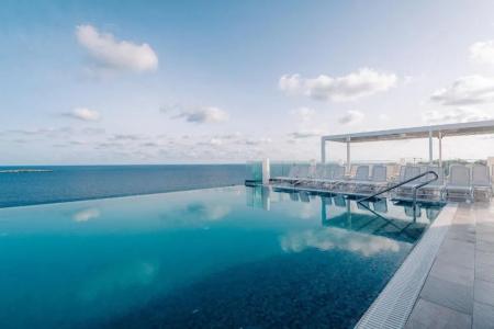 Seaview - Adults Only 16 Plus - 14