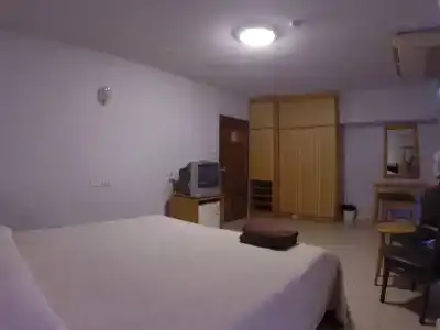 Diamond City Place - 4