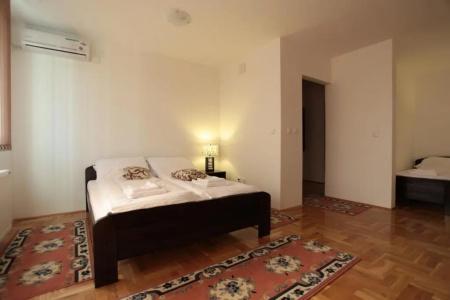 Hostel Royal - 14