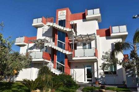 Rainbow Resort - 11